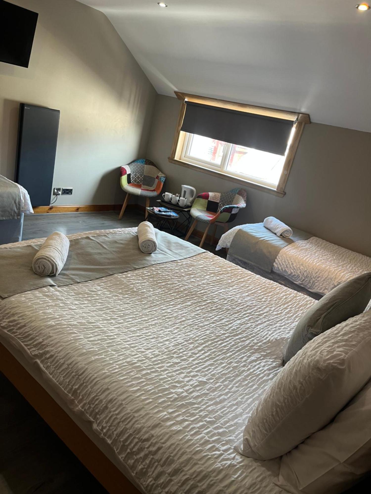 The Swan Inn 斯特兰拉尔 外观 照片
